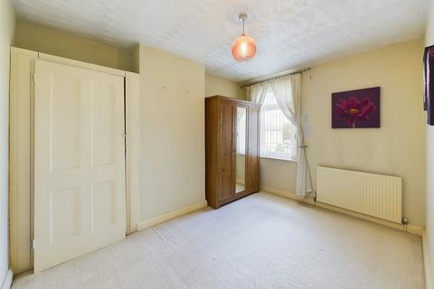 3 bedroom semi-detached house for sale, Glenthorne Avenue, Worcester, Worcestershire, WR4