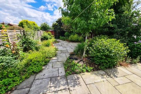 8 Greengate Road, Denton, Manchester, M34 3BL