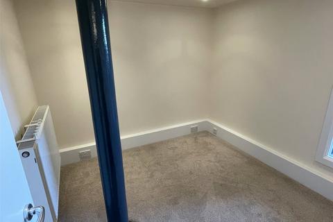 1 bedroom apartment to rent, Huddersfield Road, Brighouse, West Yorkshire, HD6