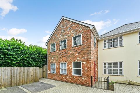 1 bedroom flat for sale, Normandy Street, Alton, Hampshire