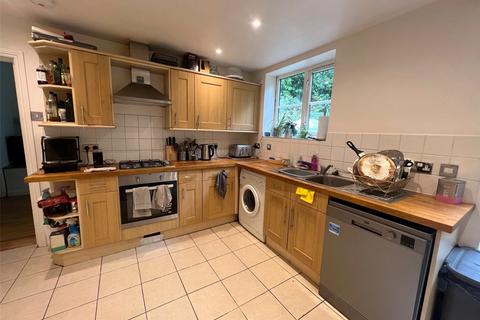 6 bedroom semi-detached house to rent, Burgess Road, Hampshire SO16