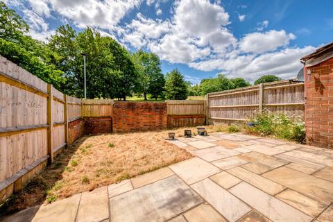 2 bedroom bungalow for sale, Whitby Green, Reading RG4