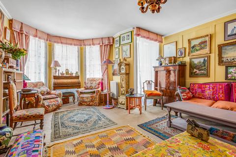 3 Ormond Road, Richmond, TW10 6TH