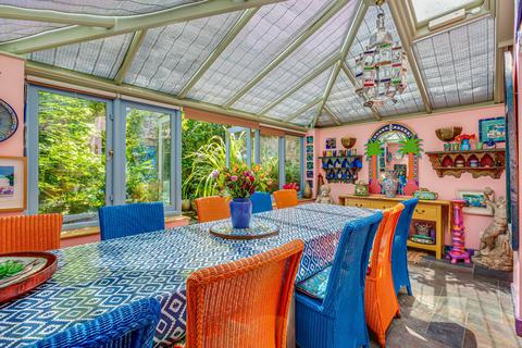 3 Ormond Road, Richmond, TW10 6TH