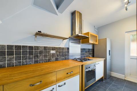 39 Fairfield Place, Bristol, BS3 1LH