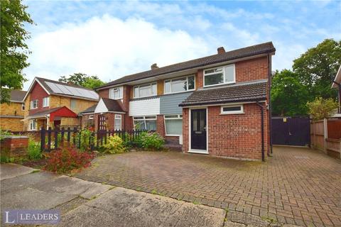 4 bedroom semi-detached house for sale, Booth Avenue, Colchester