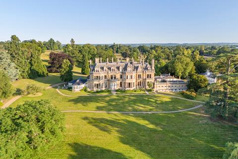 1, The Mansion Cobham Park, Cobham, KT11 3LE