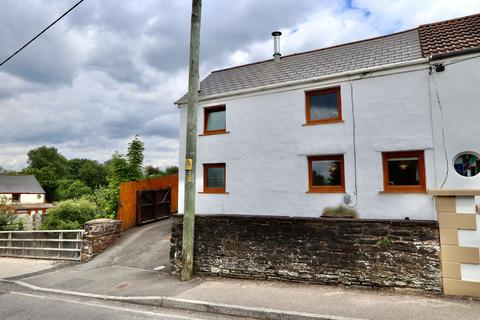 3 bedroom cottage for sale, Heol Fawr, Nelson, CF46