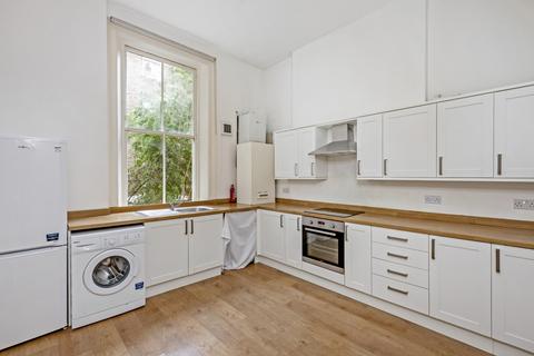 3 bedroom flat to rent, Castletown Road West Kensington W14