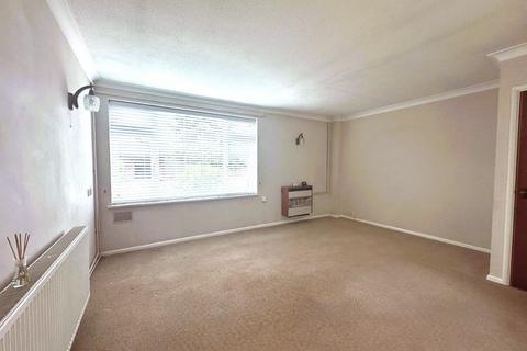 2 bedroom detached bungalow for sale, Marshall Road, Rainham