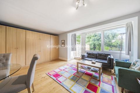 Studio to rent, Fellows Road Belsize Park NW3