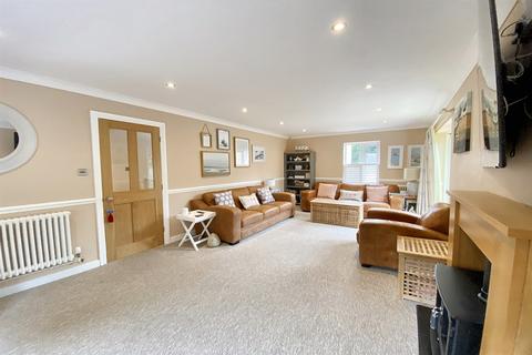 4 bedroom detached house for sale, Bridport