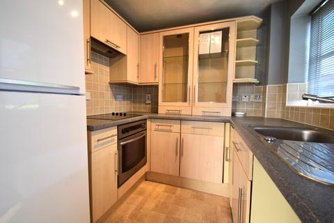 2 bedroom apartment for sale, Falcon Close, Dartford, DA1