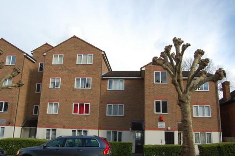 1 bedroom flat to rent, Christchurch Avenue, London NW6