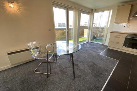 2 bedroom apartment to rent, New Bailey Street, Manchester M3