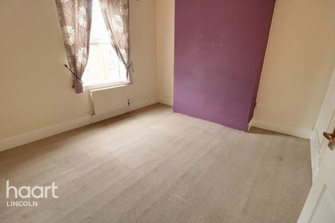 2 bedroom terraced house for sale, William Street, NEWARK