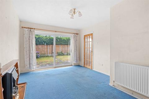 3 bedroom semi-detached house for sale, 20 South Croft, St. John's, Worcester.  WR2 4JU