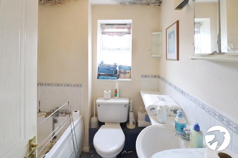 14 Voyagers Close, London, SE28 8QQ