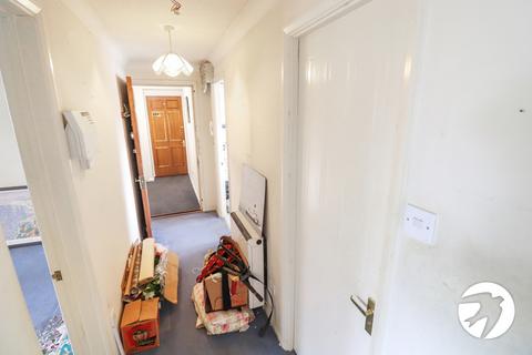 14 Voyagers Close, London, SE28 8QQ