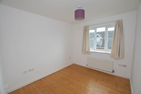 2 bedroom apartment to rent, Hopton Grove, Newport Pagnell MK16