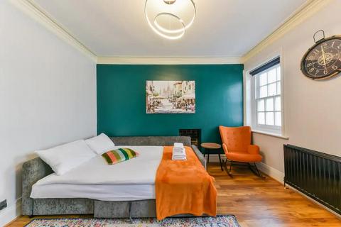 1 bedroom flat to rent, Fitzrovia, London, W1W
