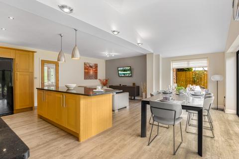 33 Aldridge Road, Little Aston, Sutton Coldfield, B74 3BQ