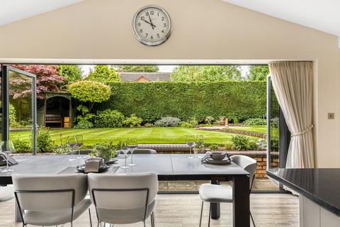 33 Aldridge Road, Little Aston, Sutton Coldfield, B74 3BQ