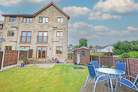 3 bedroom townhouse for sale, Standroyd Court, Colne, BB8