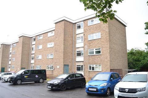 2 bedroom flat for sale, Haig Court, Chelmsford