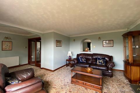 55 Freckleton Drive, Bury, BL8 2JA