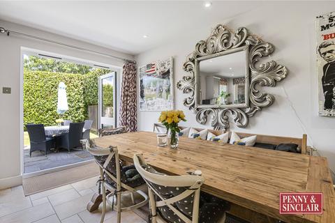 Weston Reades Lane, Gallowstree Common, Reading, RG4 9DP