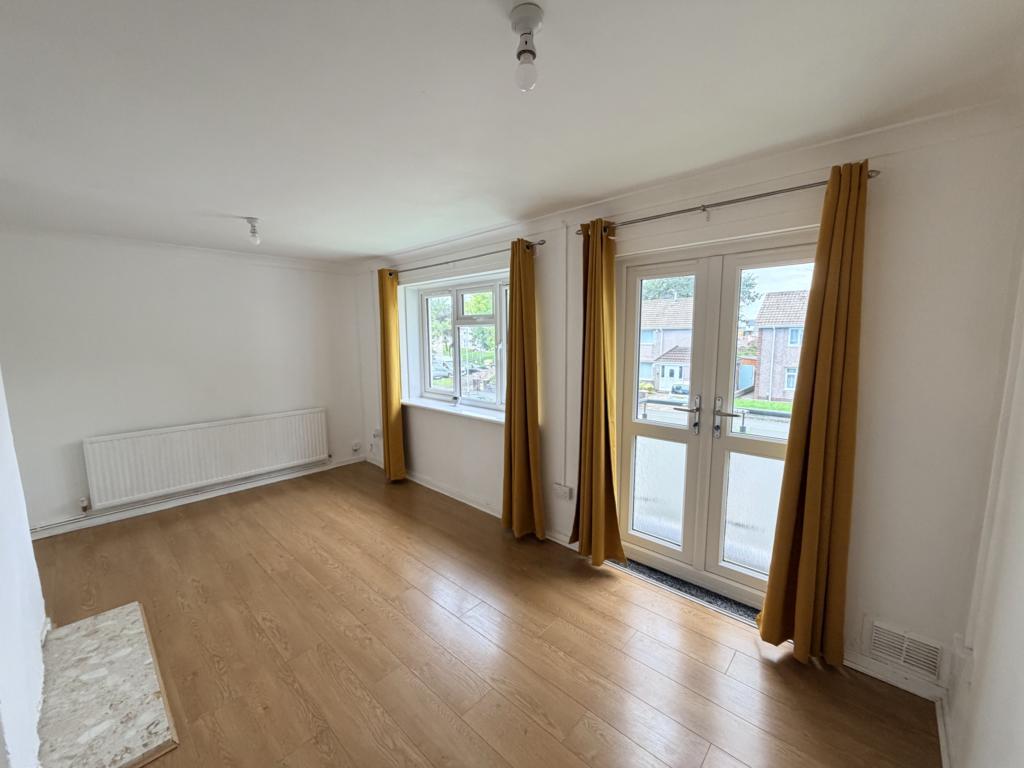 Apartment in Sketty - View 2