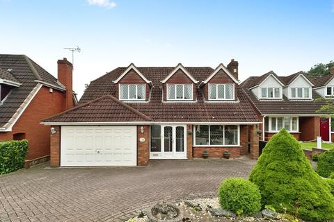 3 bedroom detached house for sale, Shoal Hill Close, Cannock WS11