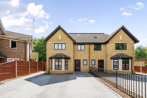 4 bedroom semi-detached house for sale, Gaviots Close, Gerrards Cross, Buckinghamshire