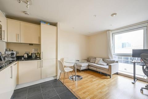 1 bedroom flat to rent, Wharfside Point, Canary Wharf, London, E14