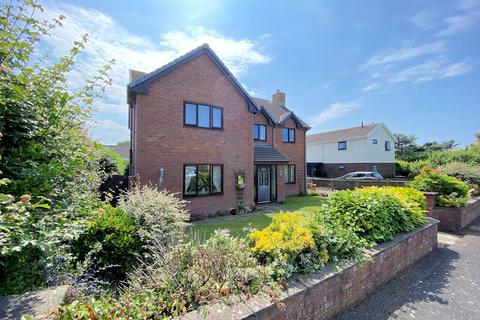 4 bedroom detached house for sale, Faenol Isaf, Tywyn LL36