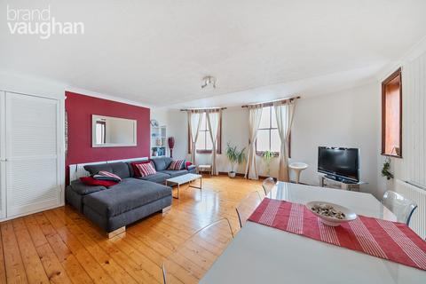 2 bedroom flat to rent, Holland Road, Hove, BN3