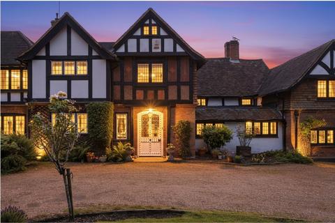 7 bedroom detached house for sale, Old Farm Drive, Warfield Borders, RG12