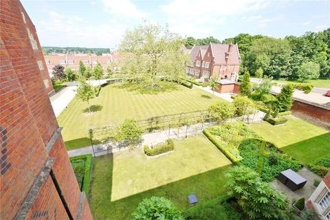 2 bedroom apartment for sale, Kavanagh Court, The Galleries, Warley, Brentwood, CM14