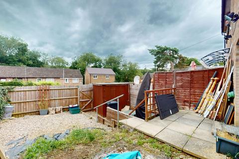 3 bedroom terraced house for sale, Maidencastle, Blackthorn, Northampton NN3 8EJ