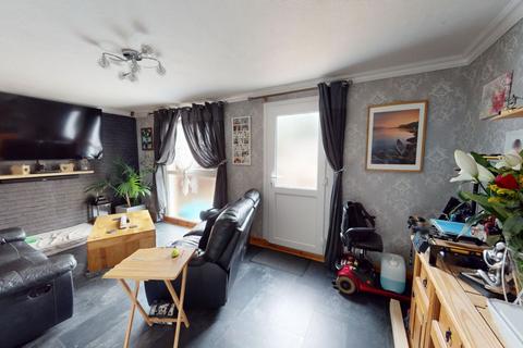 3 bedroom terraced house for sale, Maidencastle, Blackthorn, Northampton NN3 8EJ