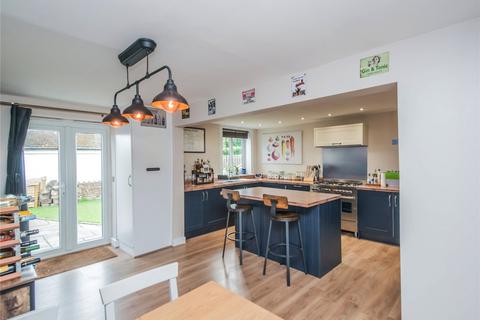 129 King Street, Drighlington, Bradford, BD11 1EJ