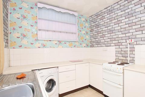 38 Ely Street, Tonypandy, CF40 1BY