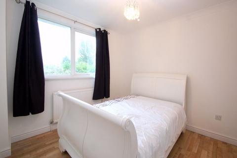 House share to rent, Albert Street, Windsor SL4