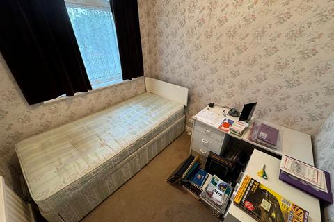 92 Fern Lane, Hounslow, TW5 0HJ