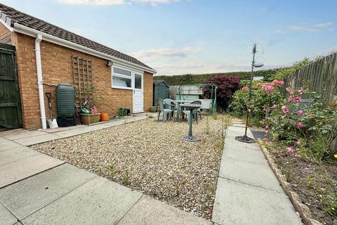 2 bedroom semi-detached bungalow for sale, Ffordd Y Berllan, Towyn, Abergele, LL22 9LZ