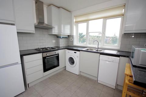 2 bedroom flat for sale, REGENTS PARK ROAD, FINCHLEY, N3