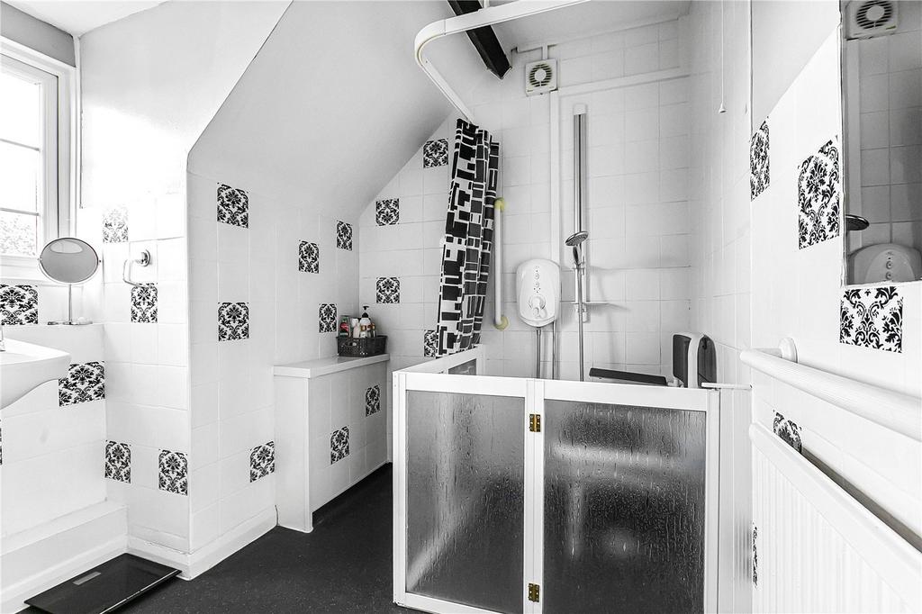 Cottage Shower Room