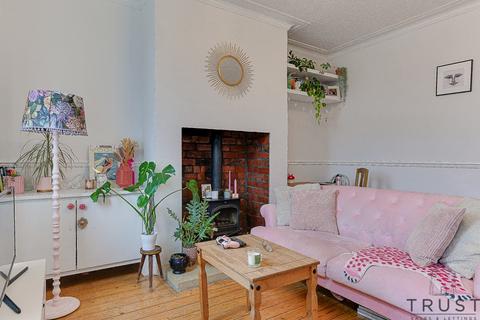 27 Cedar Terrace, Leeds, LS12 1TQ
