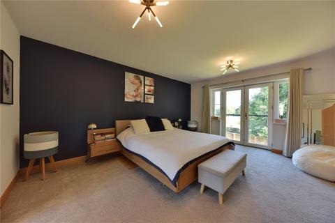 8 Cricket View, Mildenhall, Bury St Edmunds, IP28 7FA